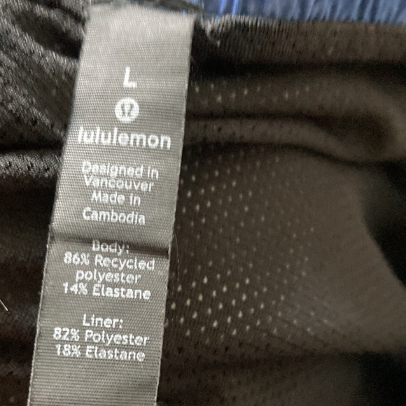 Lululemon blue and grey shorts - Picture 3 of 3
